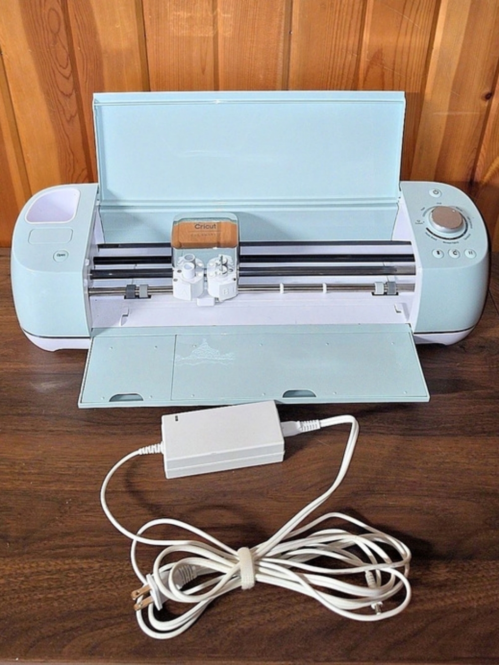 Cricut Explore Air 2 Electronic Cutting Machine Blue